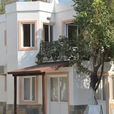 Tosunoglu Apartment